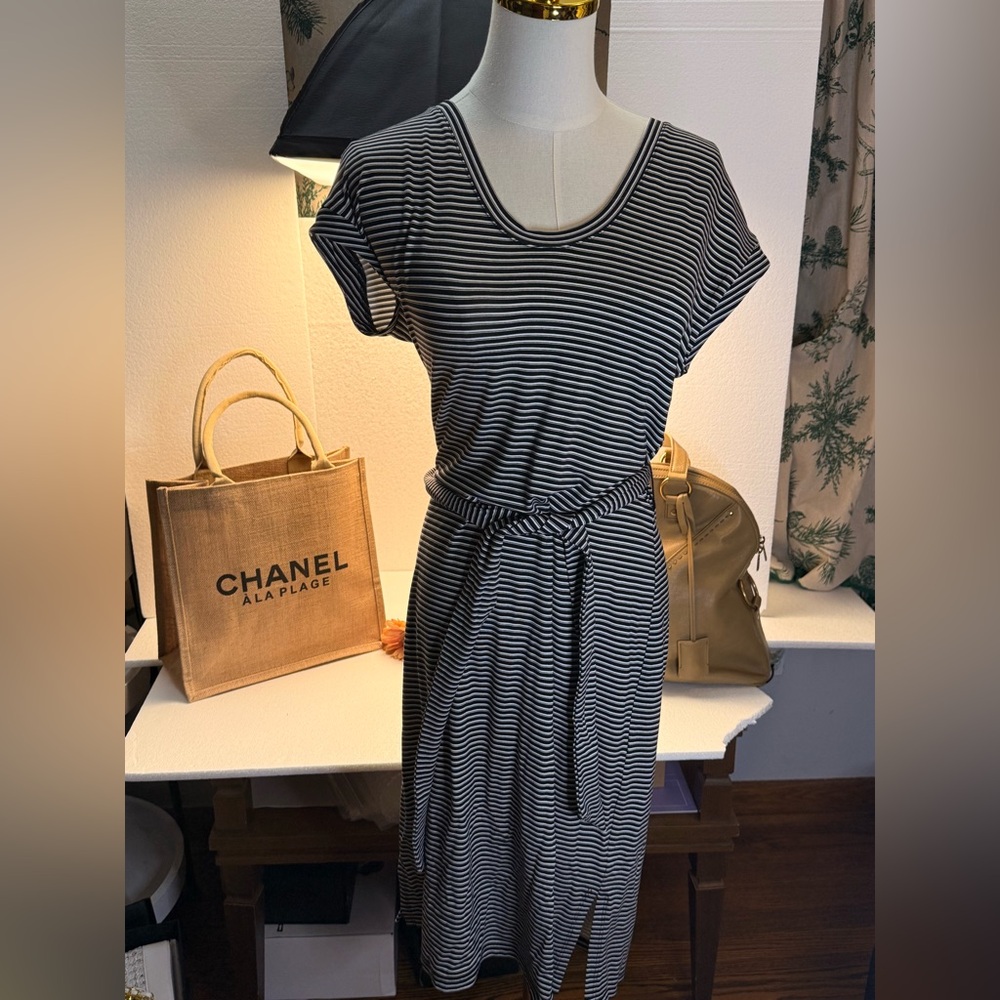 Striped Tie-Waist Midi Dress in Black and White